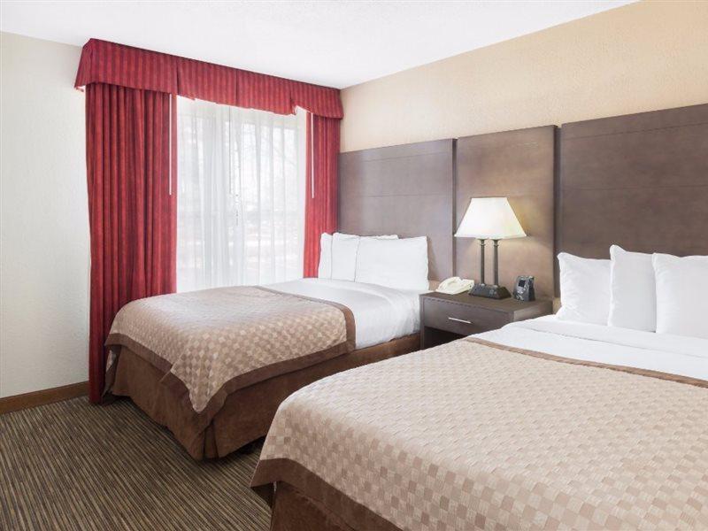 Affordable Suites Of America Detroit-Воррен Екстер'єр фото