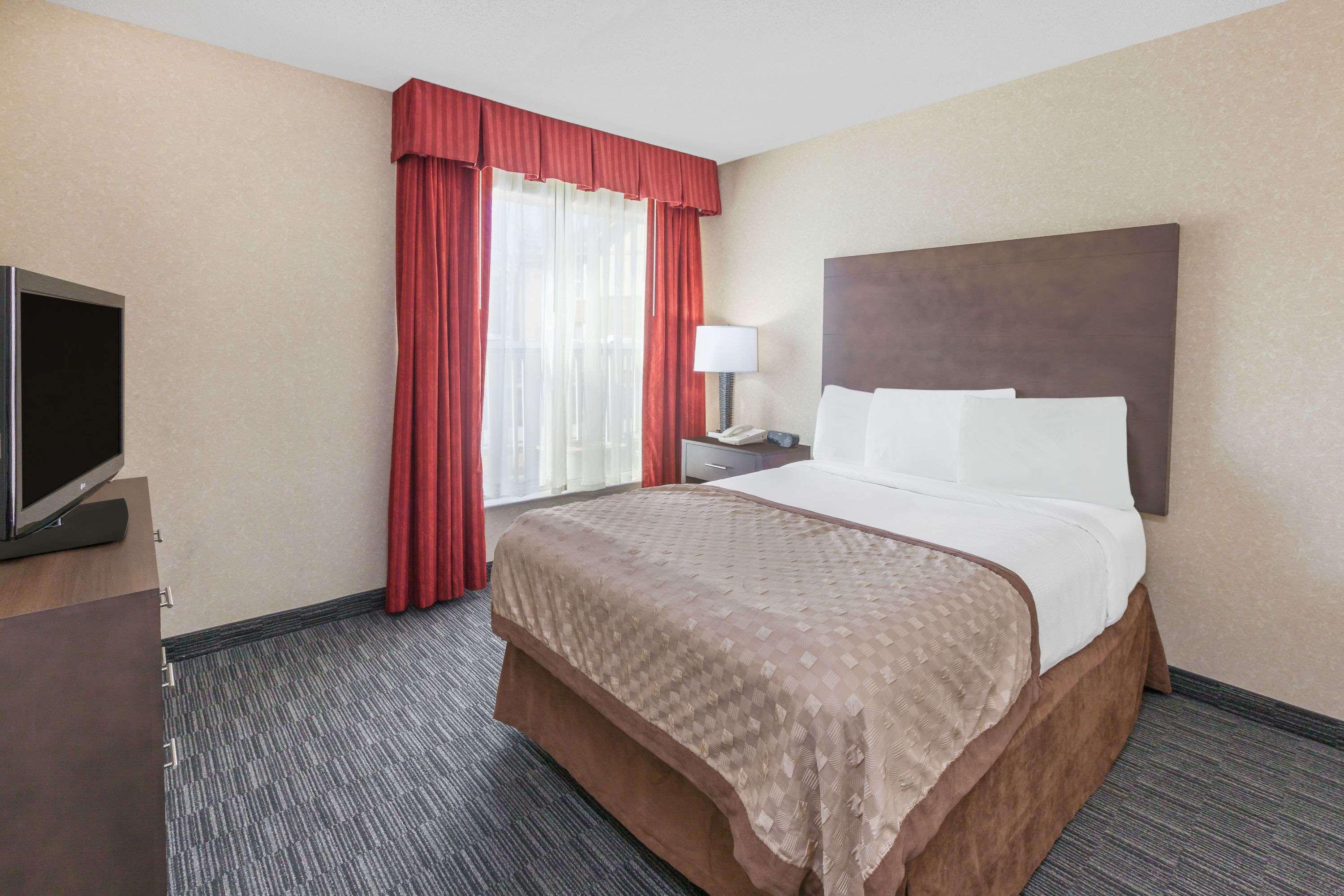 Affordable Suites Of America Detroit-Воррен Екстер'єр фото