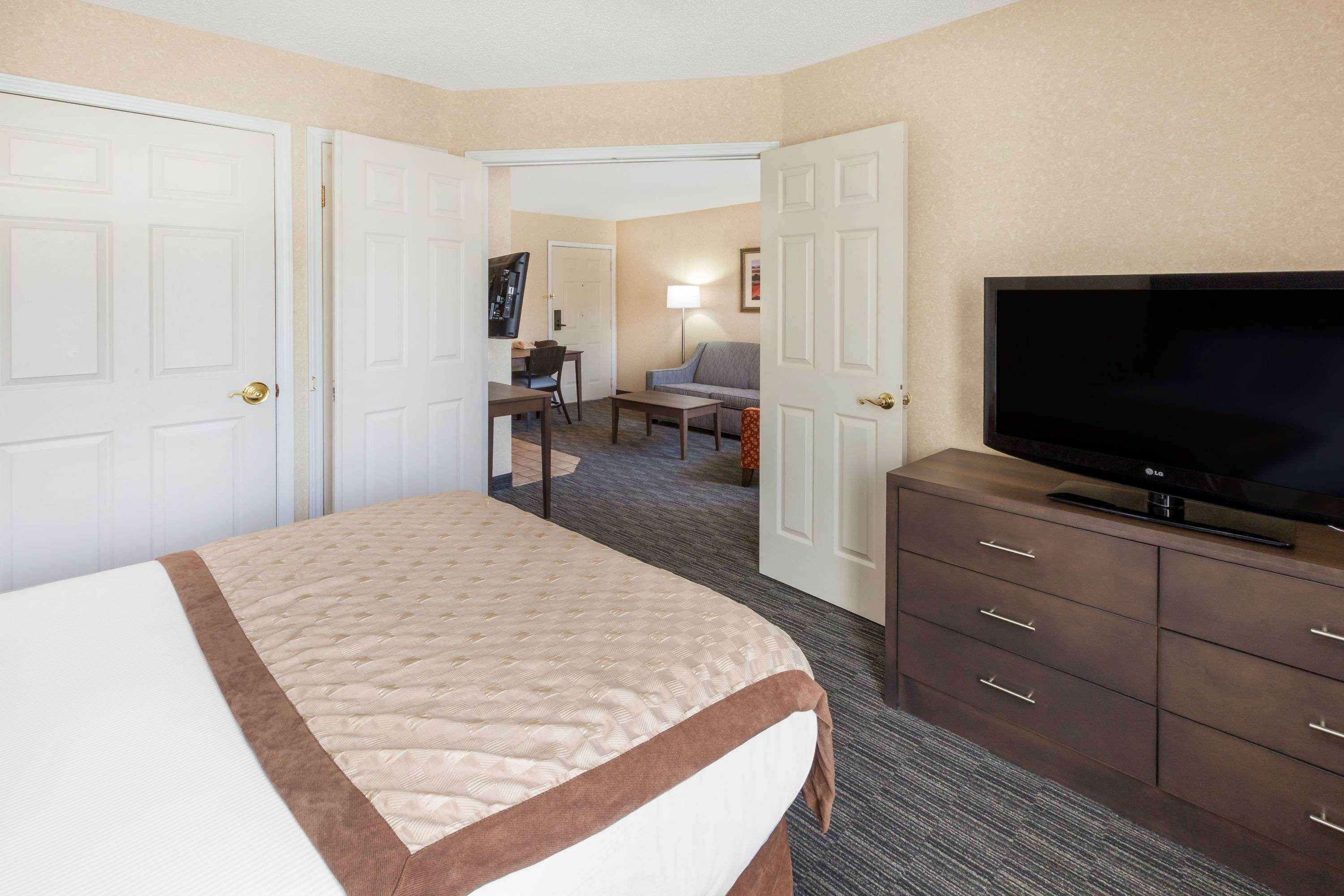 Affordable Suites Of America Detroit-Воррен Екстер'єр фото